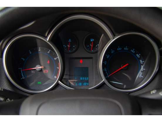 CHEVROLET-CRUZE-2015