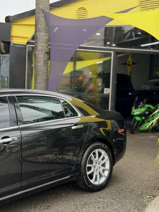 CHEVROLET-MALIBU-2010