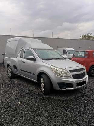 CHEVROLET-MONTANA-2015