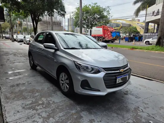 CHEVROLET-ONIX-2019