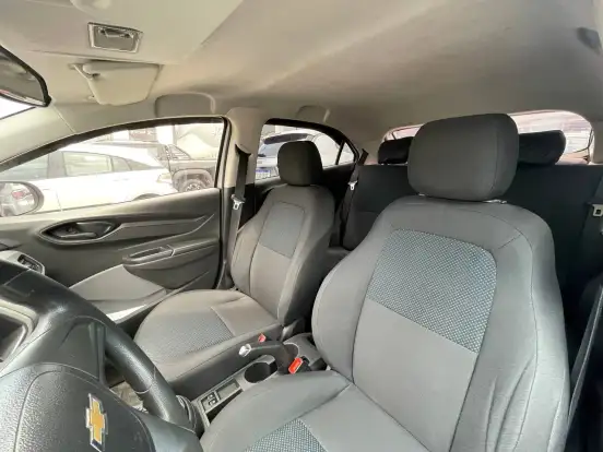 CHEVROLET-ONIX-2018