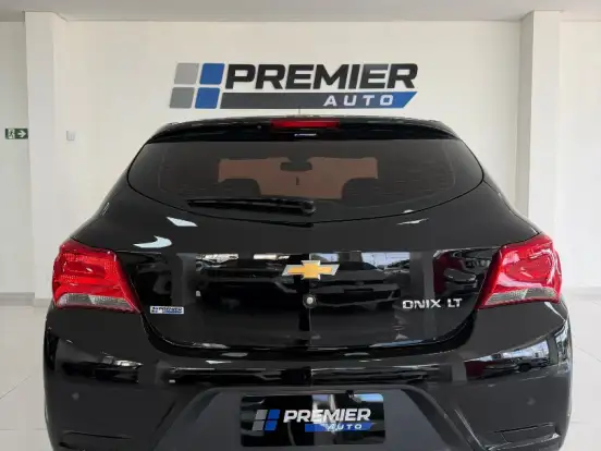 CHEVROLET-ONIX-1.0 MPFI LT 8V FLEX 4P MANUAL CHEVROLET-ONIX-2017
