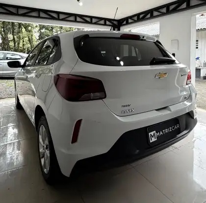 CHEVROLET-ONIX-2021