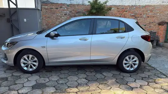 CHEVROLET-ONIX-2022