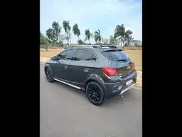 CHEVROLET-ONIX-2018