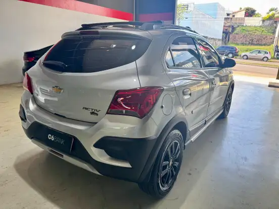 CHEVROLET-ONIX-1.4 MPFI ACTIV 8V FLEX 4P AUTOMÁTICO CHEVROLET-ONIX-2018