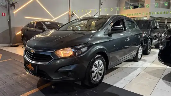 CHEVROLET-ONIX-2017