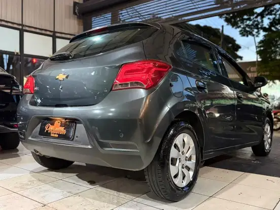 CHEVROLET-ONIX-1.4 MPFI LT 8V FLEX 4P MANUAL CHEVROLET-ONIX-2017