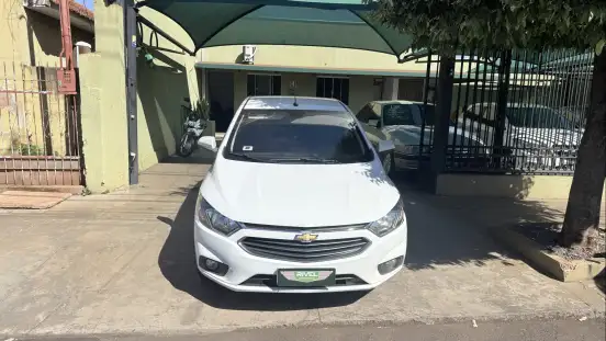 CHEVROLET-ONIX-2019