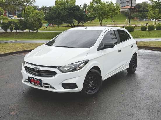 CHEVROLET-ONIX-2020
