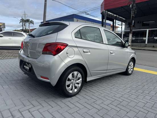 CHEVROLET-ONIX-1.0 MPFI LT 8V FLEX 4P MANUAL CHEVROLET-ONIX-2018