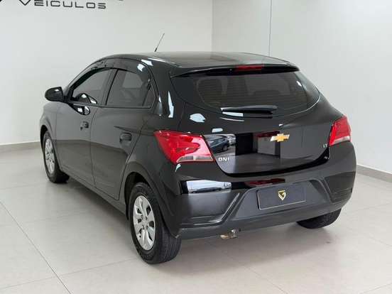 CHEVROLET-ONIX-1.0 MPFI LT 8V FLEX 4P MANUAL CHEVROLET-ONIX-2019