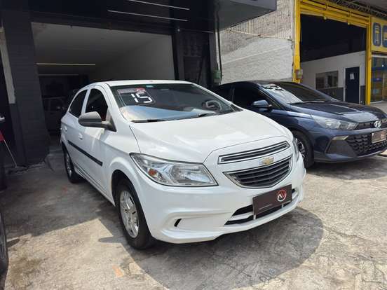 CHEVROLET-ONIX-2015