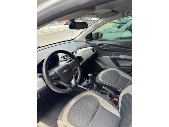CHEVROLET-ONIX-2015
