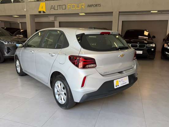 CHEVROLET-ONIX-2020