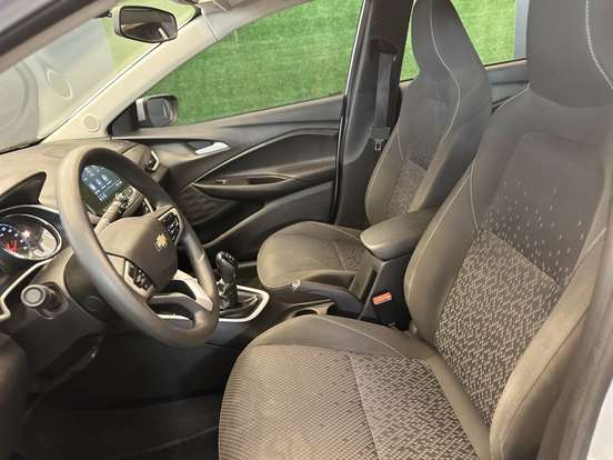 CHEVROLET-ONIX-2020