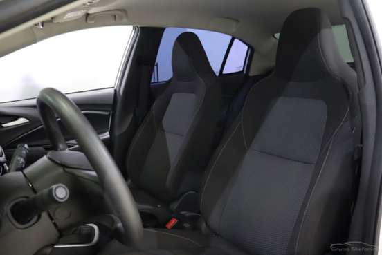CHEVROLET-ONIX-1.0 TURBO FLEX PLUS LT MANUAL CHEVROLET-ONIX-2024