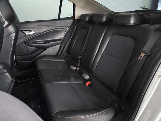 CHEVROLET-ONIX-2024