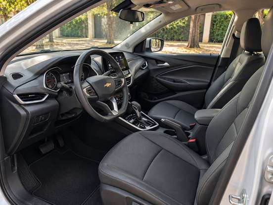 CHEVROLET-ONIX-2019