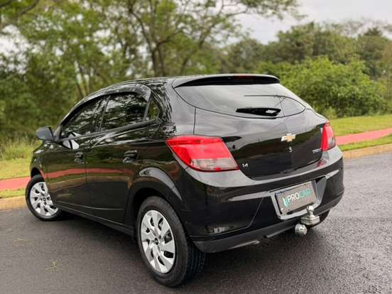 CHEVROLET-ONIX-1.4 MPFI LT 8V FLEX 4P MANUAL CHEVROLET-ONIX-2015