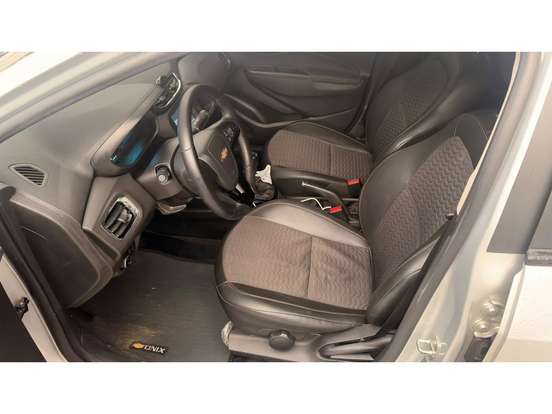 CHEVROLET-ONIX-2018
