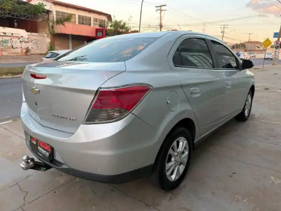 CHEVROLET-PRISMA-2016