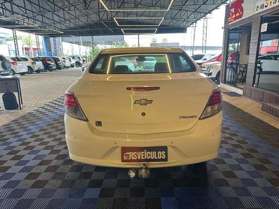 CHEVROLET-PRISMA-2016
