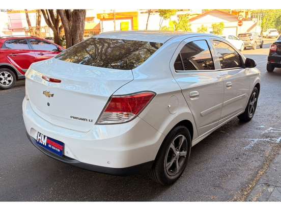 CHEVROLET-PRISMA-2015