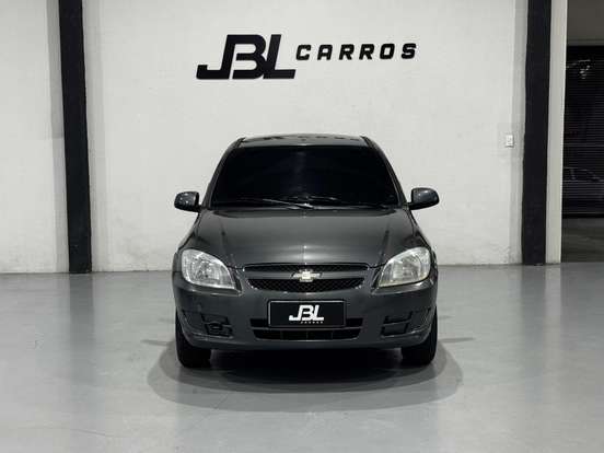 CHEVROLET-PRISMA-2012