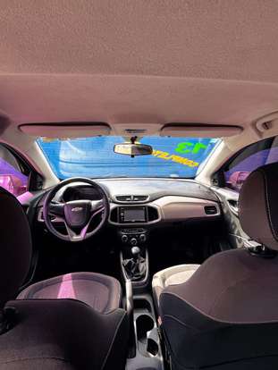 CHEVROLET-PRISMA-2013