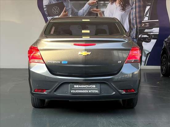 CHEVROLET-PRISMA-2017
