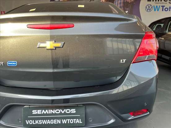 CHEVROLET-PRISMA-2017