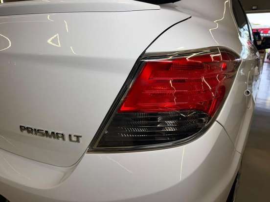 CHEVROLET-PRISMA-2014