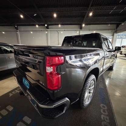 CHEVROLET-SILVERADO-2022