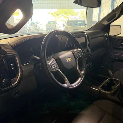 CHEVROLET-SILVERADO-2022