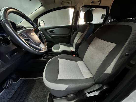 CHEVROLET-SPIN-1.8 LT 8V FLEX 4P AUTOMÁTICO CHEVROLET-SPIN-2015