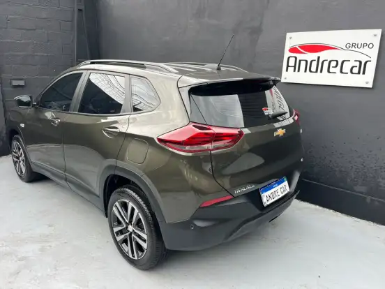 CHEVROLET-TRACKER-2023