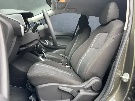 CHEVROLET-TRACKER-2023