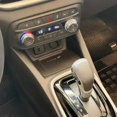 CHEVROLET-TRACKER-2021