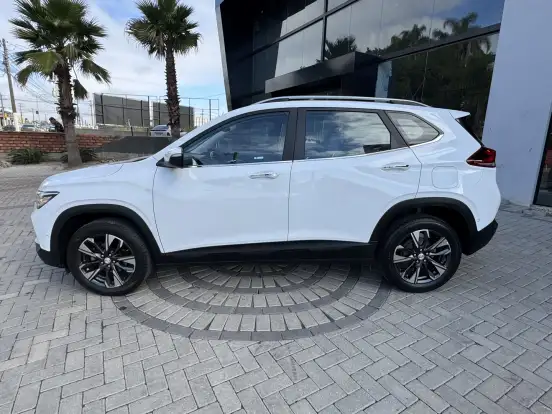 CHEVROLET-TRACKER-2023
