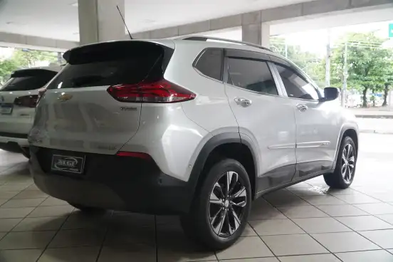 CHEVROLET-TRACKER-2022