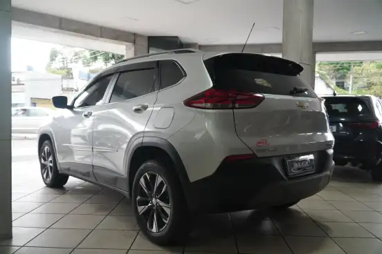 CHEVROLET-TRACKER-2022