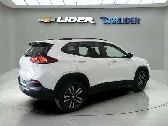 CHEVROLET-TRACKER-2023