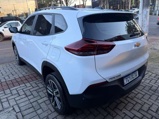 CHEVROLET-TRACKER-2024