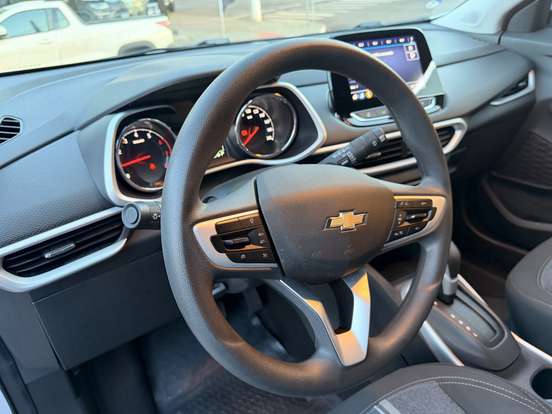 CHEVROLET-TRACKER-2024