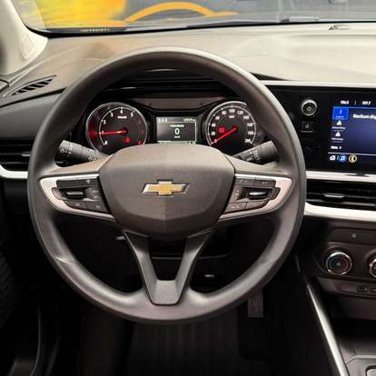 CHEVROLET-TRACKER-2025