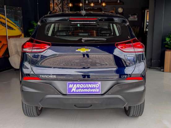 CHEVROLET-TRACKER-2022