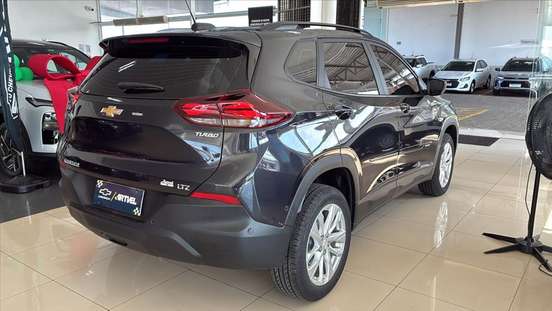 CHEVROLET-TRACKER-2024