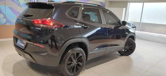 CHEVROLET-TRACKER-2023