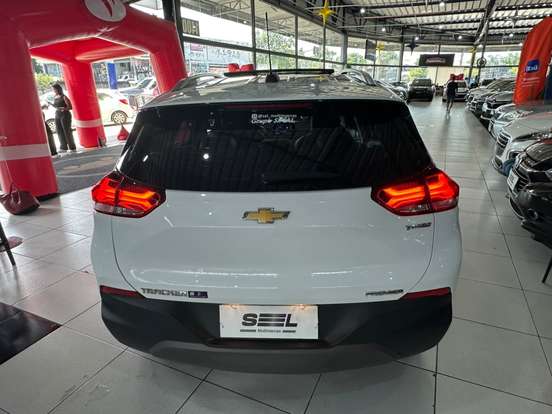 CHEVROLET-TRACKER-2022